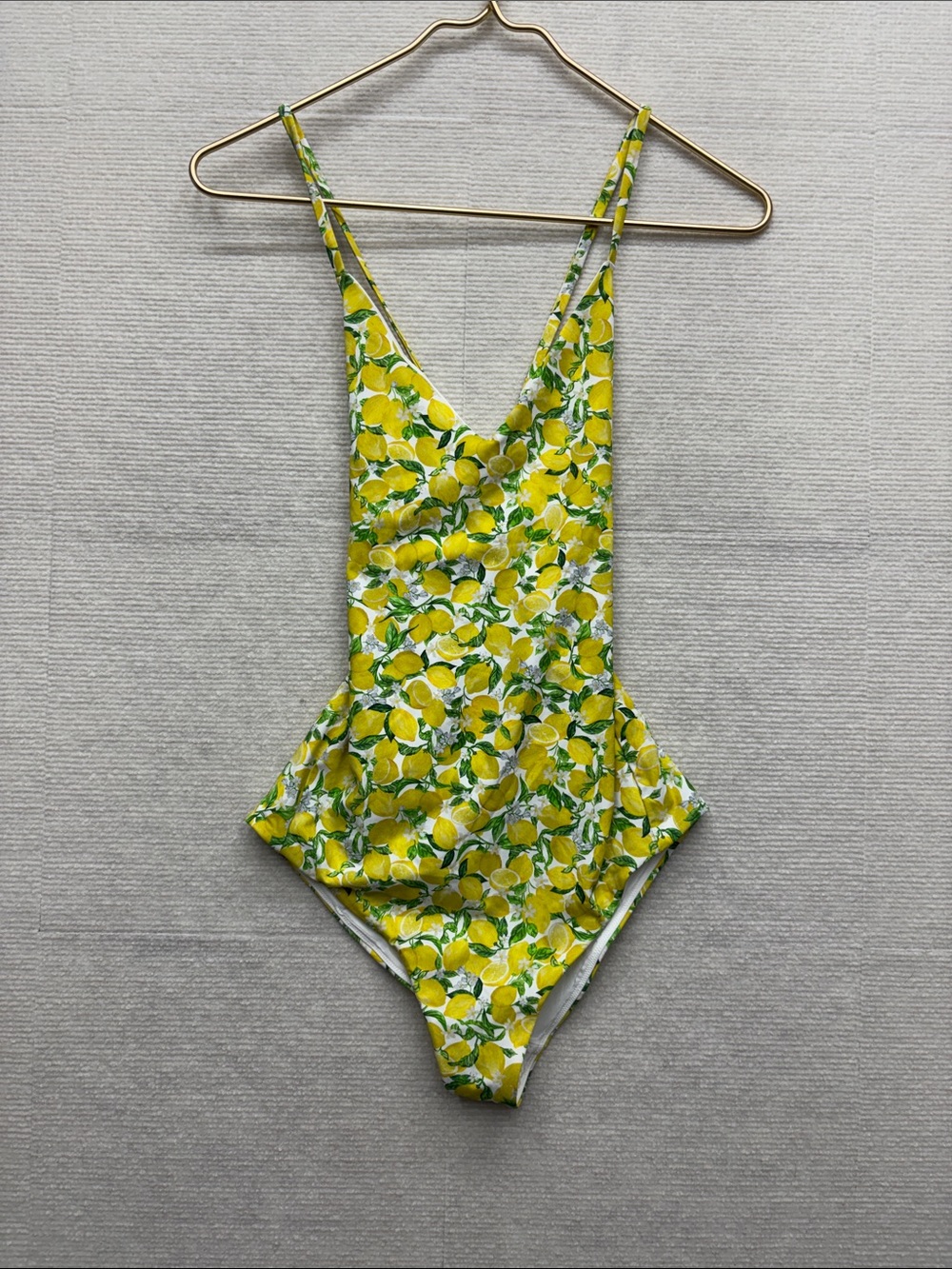 Lululemon 6 Lemon Print One-Piece Swimsuit - Yellow